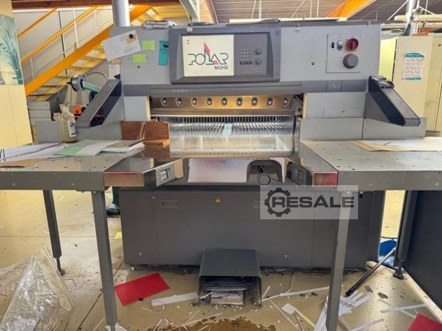 Paper cutting machines POLAR 92 XT