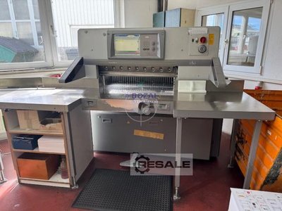 Paper cutting machines POLAR 92 XT