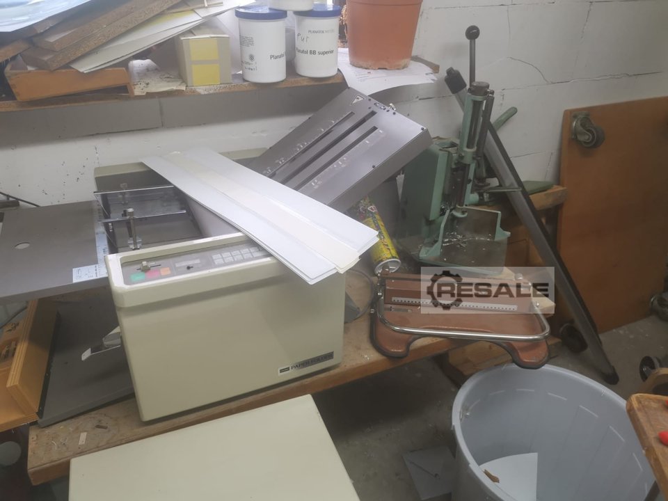 Automatic folding machines DUPLO Paperfolder