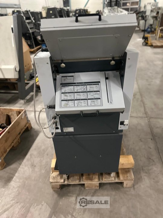 Folding machines HORIZON MT/PF-40L
