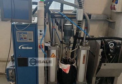 Adhesive binders NORDSON DuraPail -bulk adhesive melter