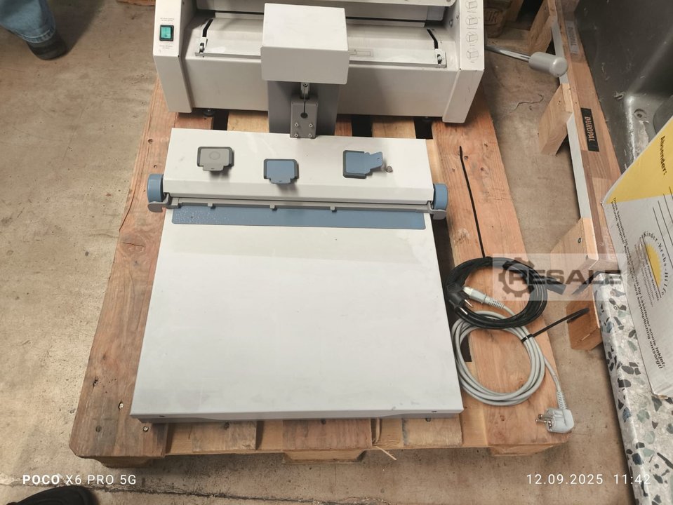 Adhesive binders FASTBIND FotoMount F42
