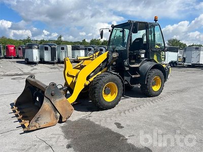 Komatsu WA80M-7