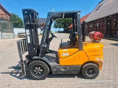 Gabelstapler 3,5to nur 1150 Stunden Bi fuel
