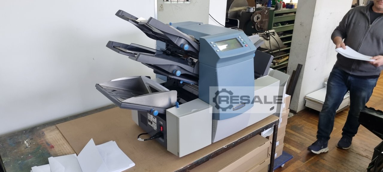 Envelope machines PITNEY DI 380