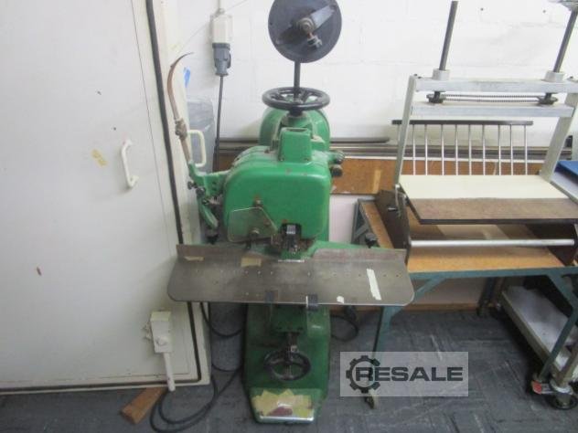 STITCHING MACHINE GEBR. BREHMER 703/1