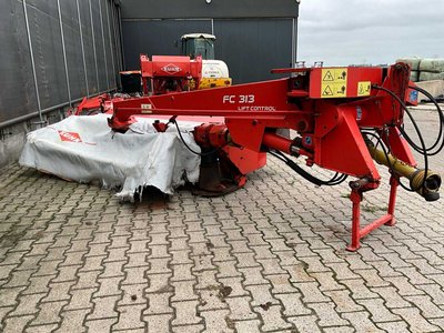 2008 Kuhn FC313 Disc Mower with conditioner