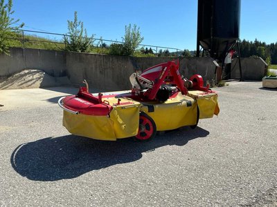 2015 Pöttinger Eurocat 271 front mower
