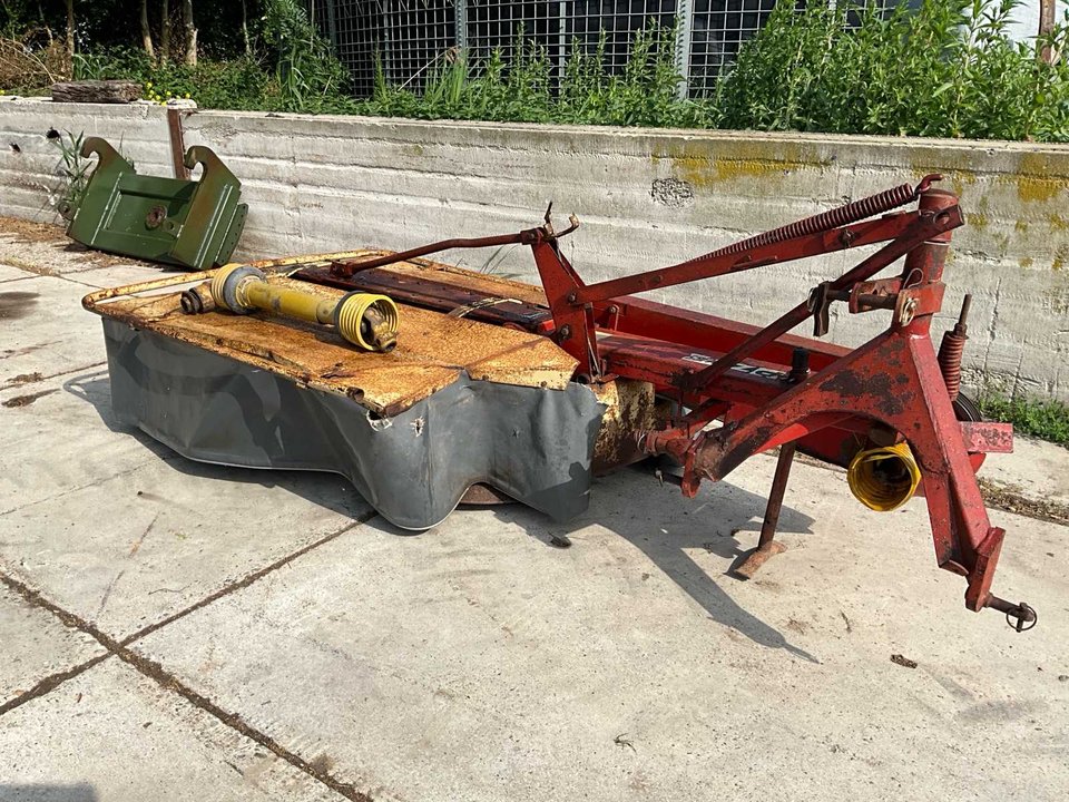 PZ CM-165 Rear Mower