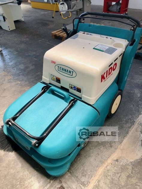 Front power sweepers TENNANT Kido Packaging 3640