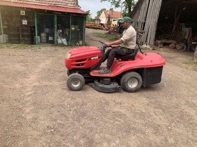 MTD JN200 AT Lawn tractor
