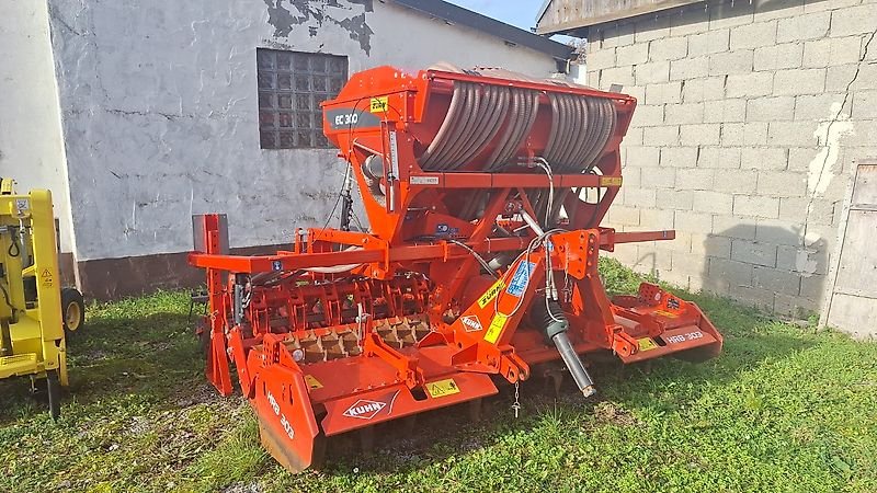 Kuhn HRB303D + Combiliner Venta EC3
