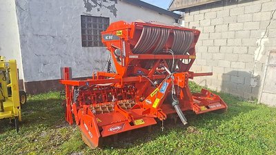 Kuhn HRB303D + Combiliner Venta EC3