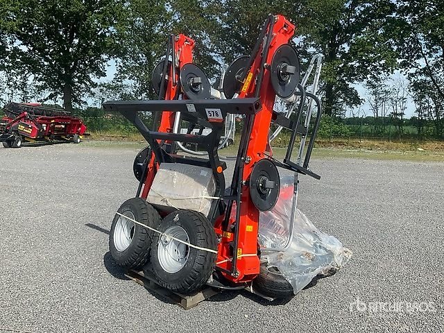 Kubota TE8590C