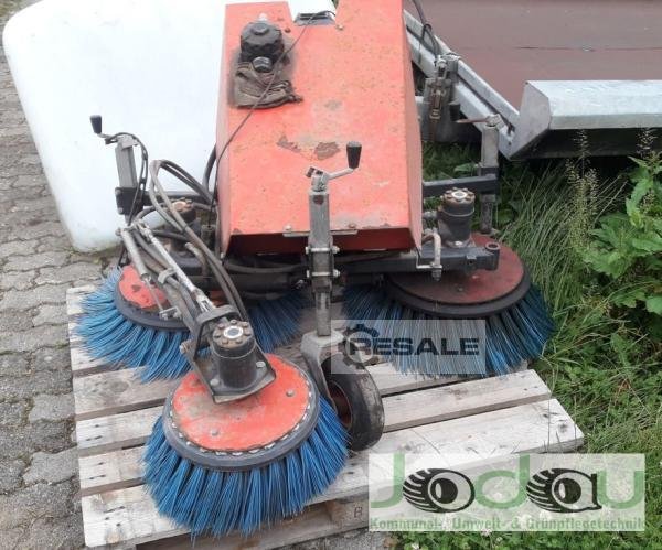 Sweeping machines CARRARO