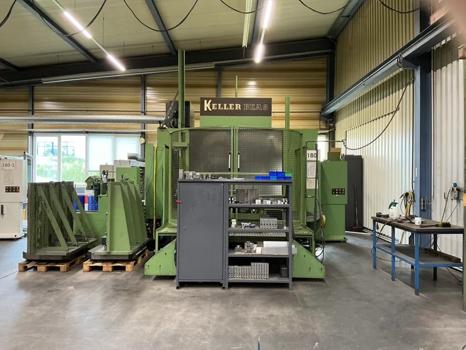 1988 HELLER BEA 3 Horizontales 4-Achs-CNC-Bearbeitungszentrum