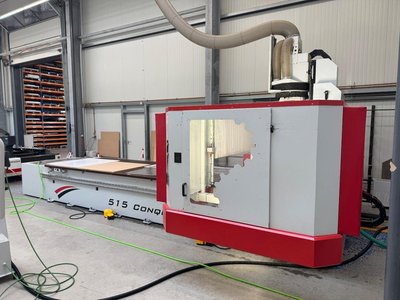 5-Achs CNC-Fräse für Möbelbau und Kunststofftechnik - COSMEC 515