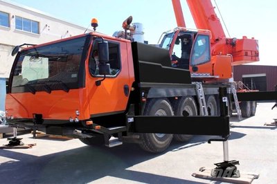 Liebherr LTM 1070-4.2