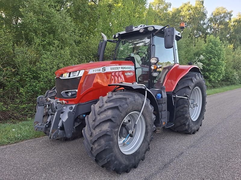 Massey Ferguson 7719 S DynaVT