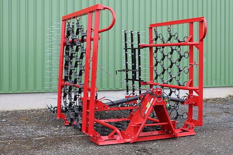 Wiesenschleppe 6 m 4 reihig hydraulisch klappbar