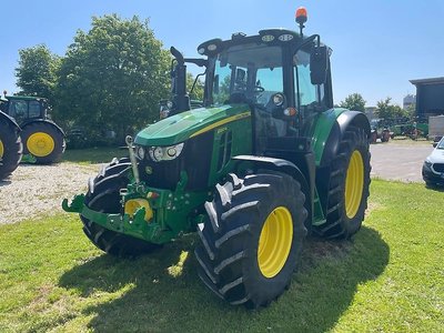 John Deere 6120M
