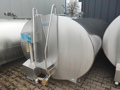 Müller O-2000 / Mueller Milchtank 8000 Lite rmit Tankreinigung O92