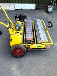 Terradonis Terradonis JAS 1200 Gemüsesämaschine Feldsalat (12-reihig,
