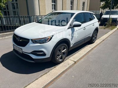 Pick-up OPEL Grandland Elegance Plug-in-Hybrid gebraucht