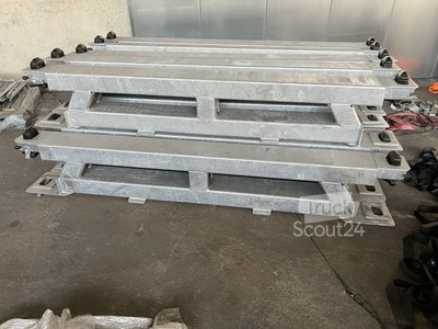 Tieflader-Sattelauflieger Müller Mitteltal Ausgleichsbock für Satteltieflader incl. Conatinerverschlüssen neu