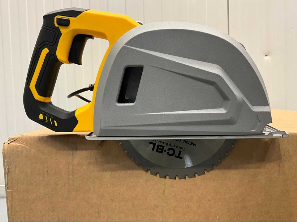 Ultra Force Equipment - 2026 - AC5185 - Crosscut metal saw