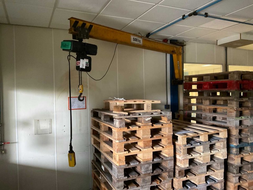 2001 Verlinde AW5-2,5 Jib Crane