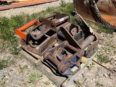 Various shovel mounts (10x)