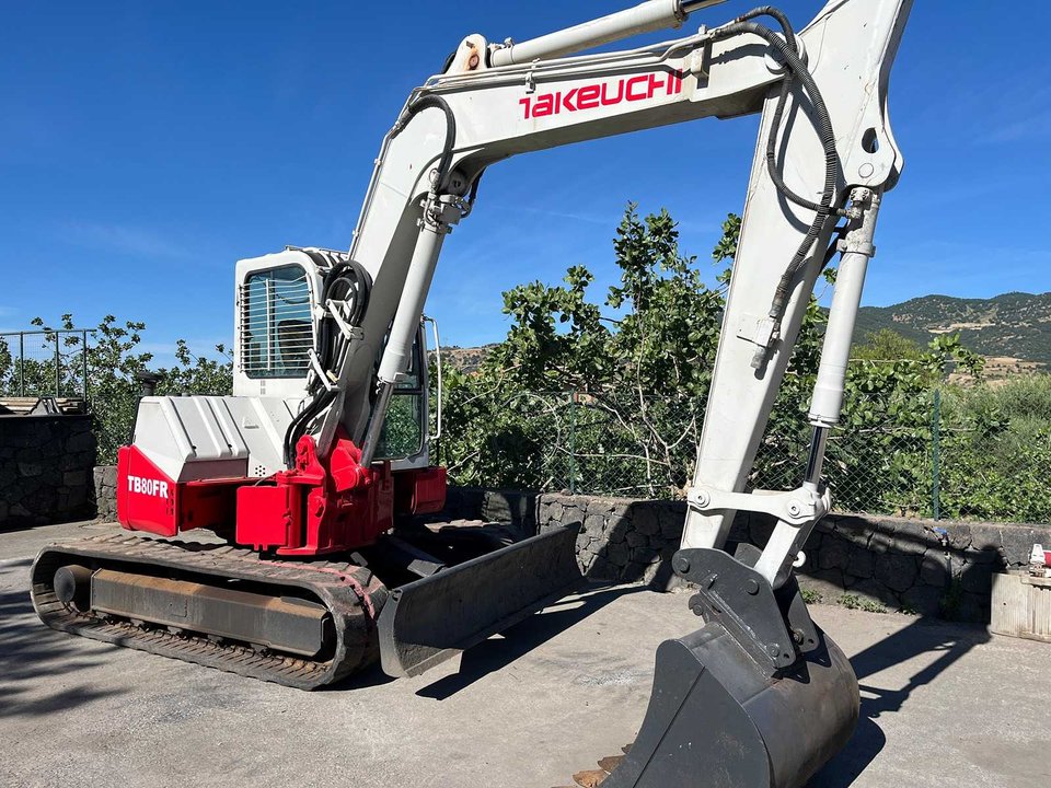 TAKEUCHI - TB 80 FR - Crawler excavator - 2006