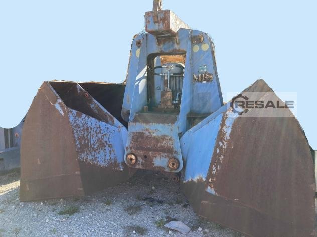 Dredgers MRS 8 CBM Motorised two-shell grab