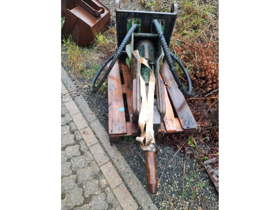 ZEPPELIN Excavator Attachment/Hydraulic Hammer