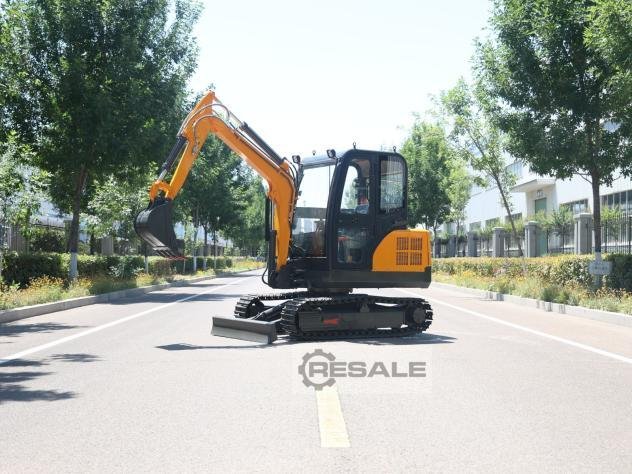 Mini excavators MüLLER MACHINERY MB 40-B