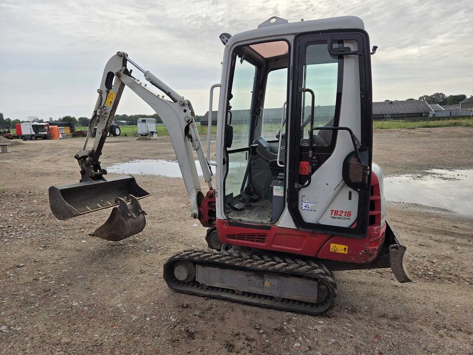 2015 Takeuchi TB 216 Mini Excavator