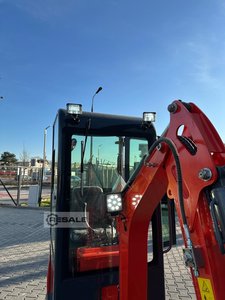 Mini excavators MüLLER MACHINERY MB 12