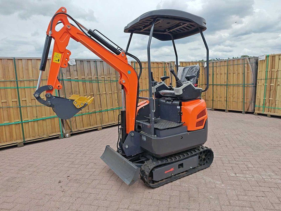 2026 - TP18 - Mini Excavator