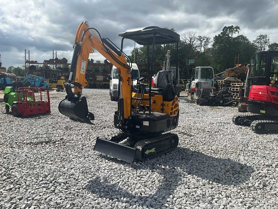 2025 JPC HT13 Mini Crawler Excavator Mini Excavator