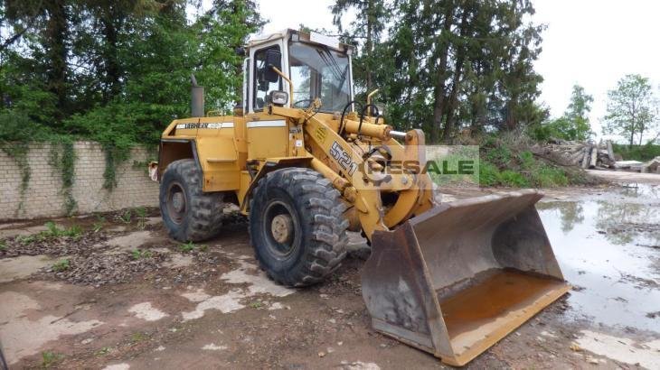 Wheel loaders LIEBHERR E 521