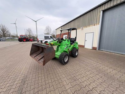 2022 Avant 635 incl. shovel