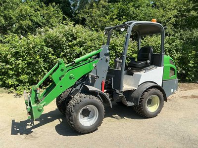 2018 Gehl AL400 Shovel