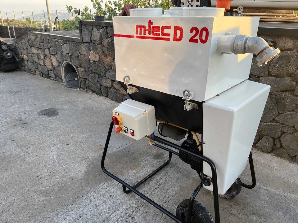 M-TEC - D 20 - 2005 - Mortar mixer