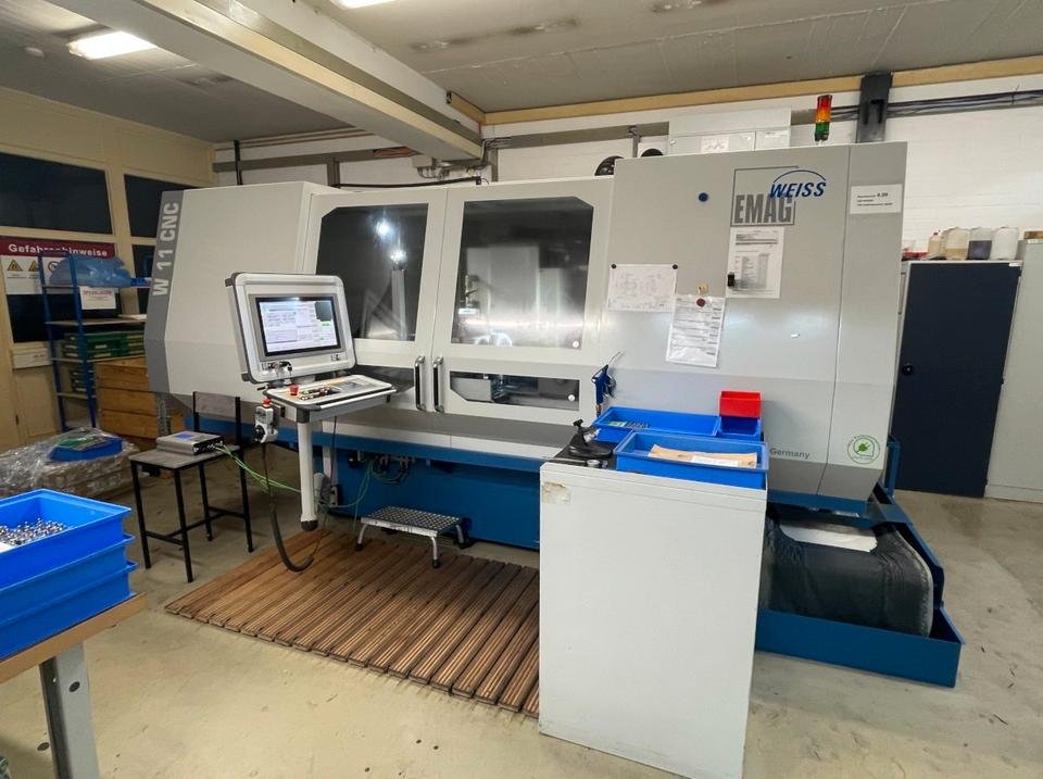 EMAG WEISS W11 CNC - SL650 | CNC Rundschleifmaschine