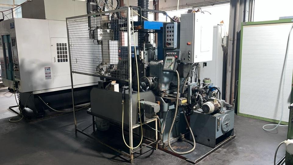 König & Bauer Rundschleifmaschine Multimat Spitzenlos
