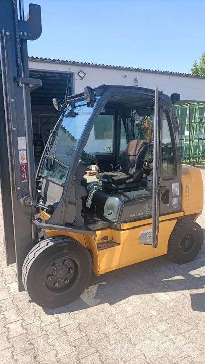 Nissan YG1 D2 A 32 Q