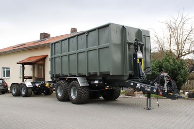 Pronar T 285 Hakenlift-Anhänger 16,4 To Nutzlast Boogie-Fahrwerk