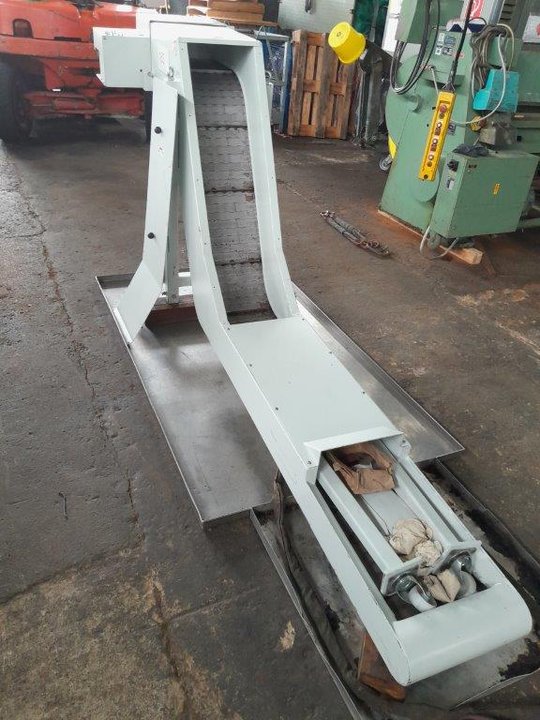 Chip Conveyors GS INDUSTRIETECHNIK S-I-300 / ( Muratec )