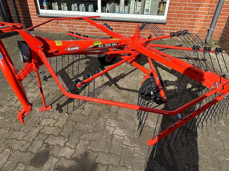 Kuhn GA 300 GM